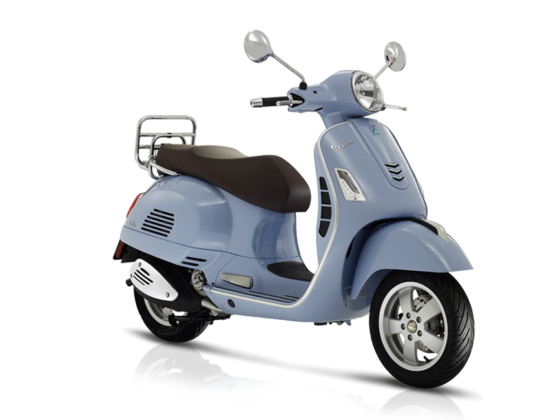 Vespa-GTS-125-bleu-clair