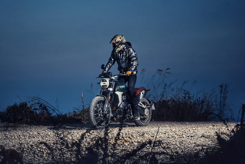 Moto Colove 500F Scrambler