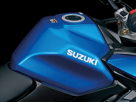 Moto Suzuki GSX-S1000GT