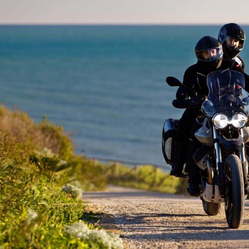 Guzzi V85 TT Travel – Genève Moto Center