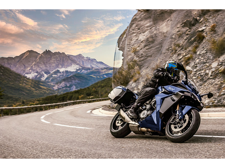 Moto Suzuki GSXS100GT Travel