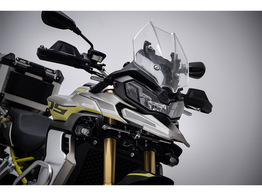 Moto Voge 900DSX adventure avec sacoches